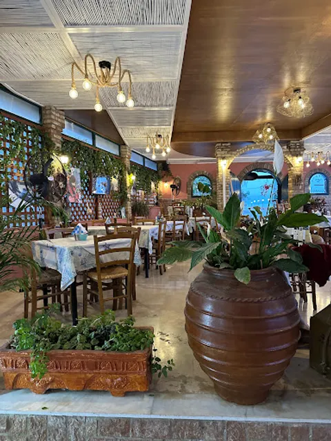 Taverna Leonidas Petriti