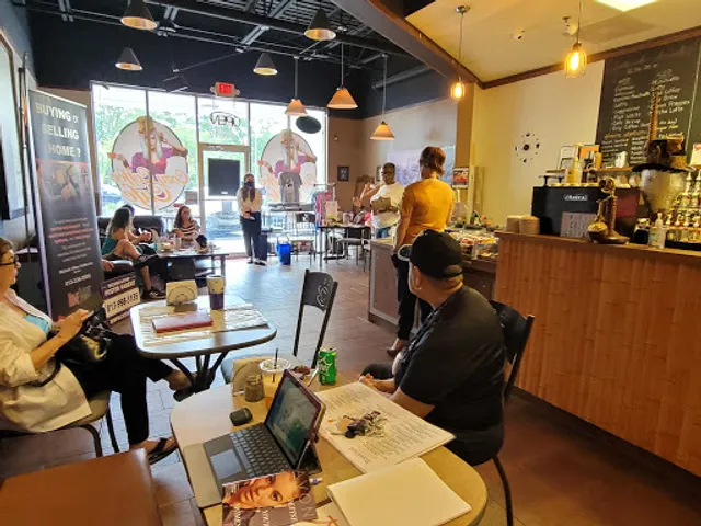 Cozy Coffee Restaurant & Bar