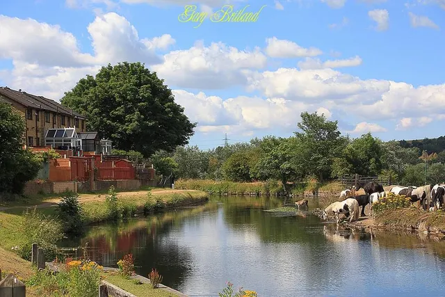 Leeds and Liverpool Canal