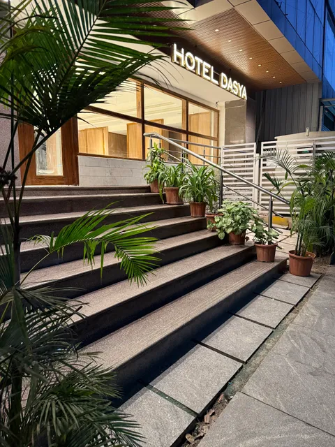 Nice Stay - The Business Hotel