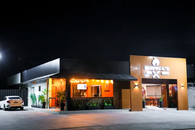 Matuca's Bar Grill
