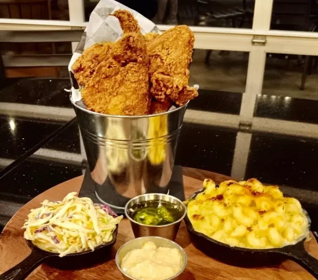 Juleps Kentucky Tavern