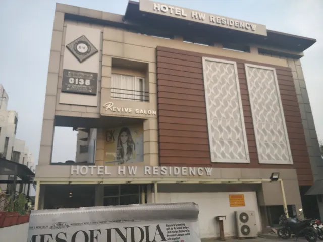 OYO 8078 The Central Palm