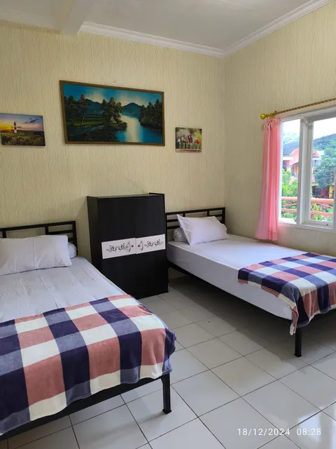 Sierra Homestay Malang 3 Bedrooms
