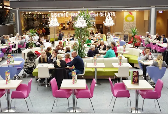 Fantasia Del Gelato Café