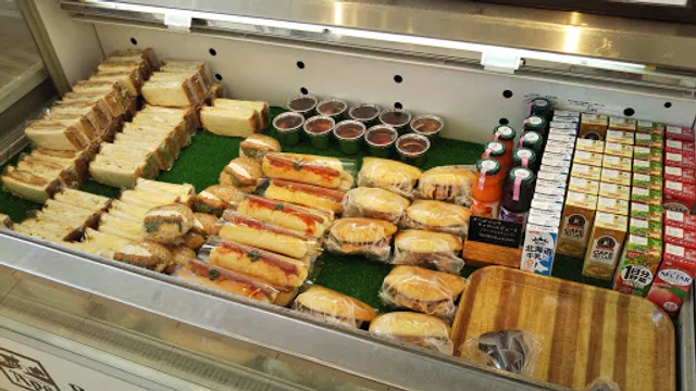 ブゥランジェリィ・アペ フジ安城寺店