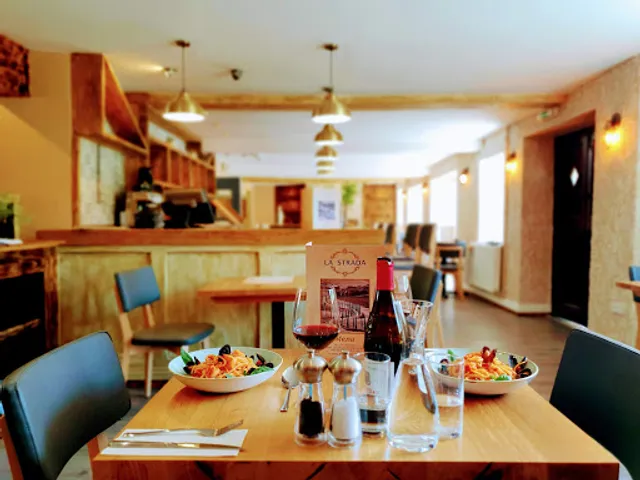 La Strada Restaurant