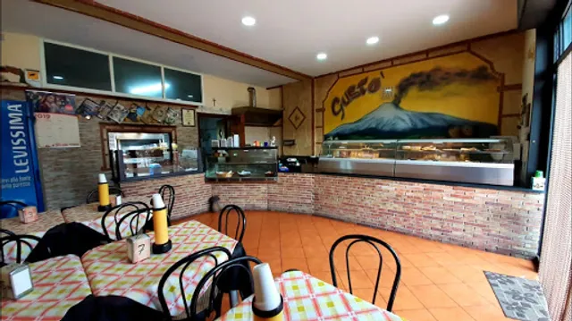 Gustò, gastronomia girarrosto