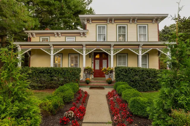 Arbor View House Bed and Breakfast