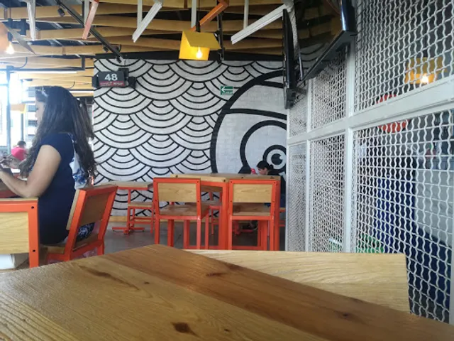 Hakuna bolas de arroz Circuito Universitario