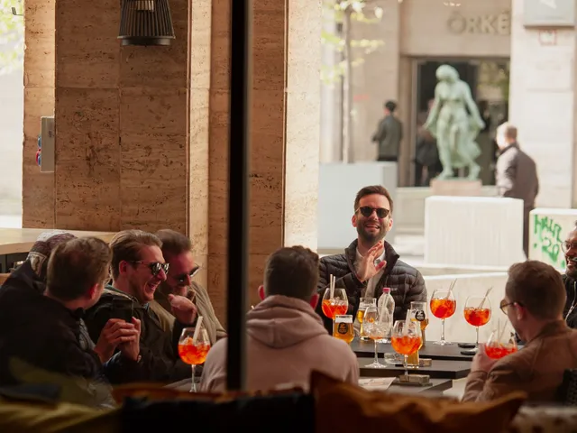 KOLBIzz Sausage & Beer House