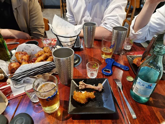 교촌치킨광명역점