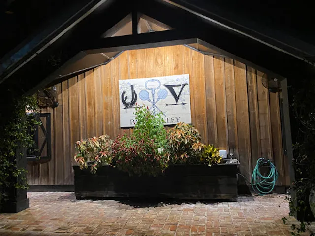 V Pizza & Julep - Palm Valley