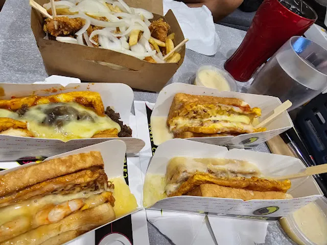 Moon Toast & Chicken