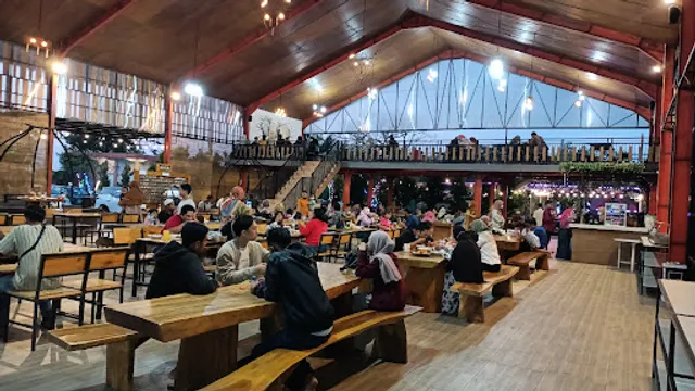 J'bing 3 Rest Area Cafe & Resto Probolinggo