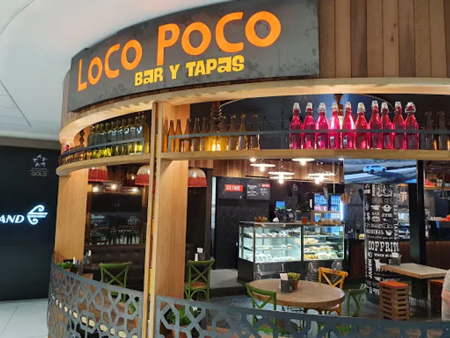 Horizons Bar and Coffee