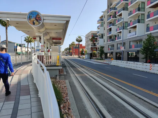 Long Beach Blvd & Anaheim SW