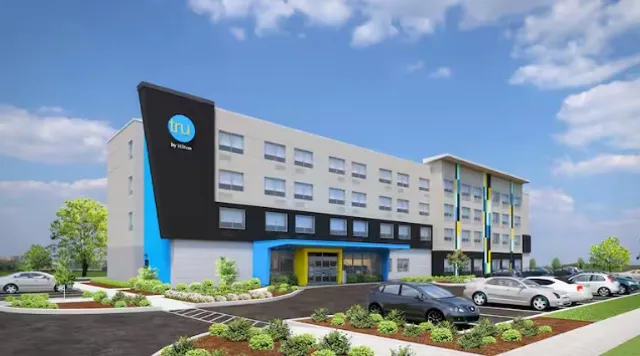 Tru by Hilton Gananoque, ON