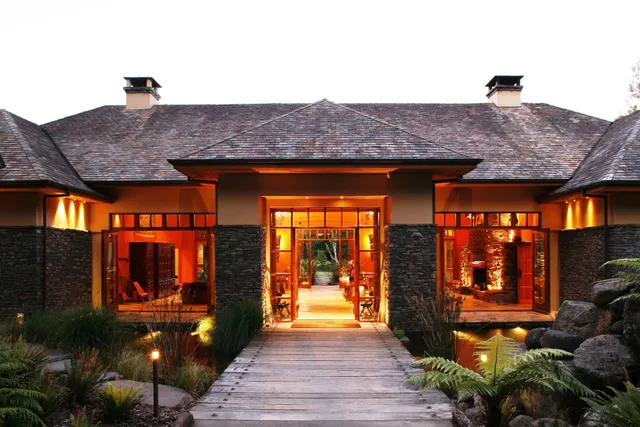 Treetops Lodge & Estate -