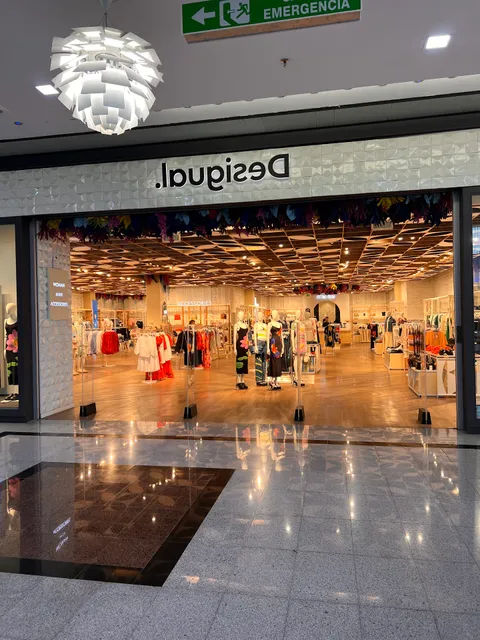 Centro Comercial La Cañada. Marbella