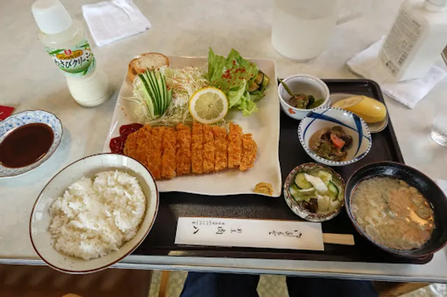 酒処 食事処 肉八