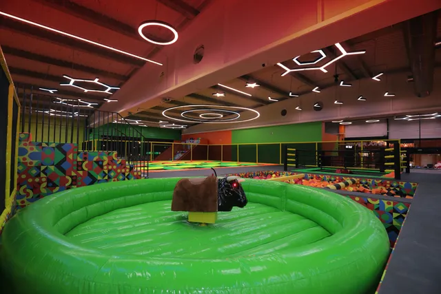 Diver Jump Trampoline Park