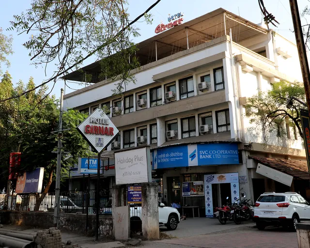 Hotel Girnar