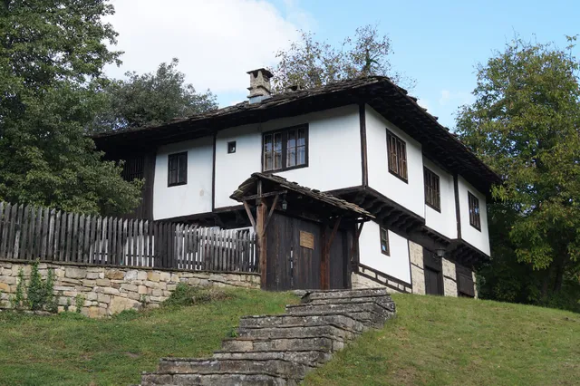 Къща за гости "Иван Карадимитров"