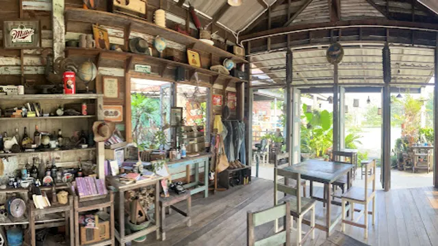 YESTERYEAR Book Bar Bistro