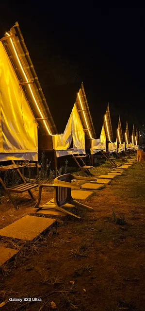 Malwandi lake cottage