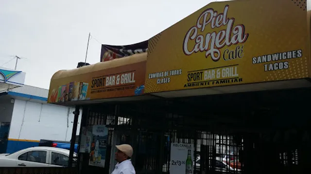 Piel Canela Café