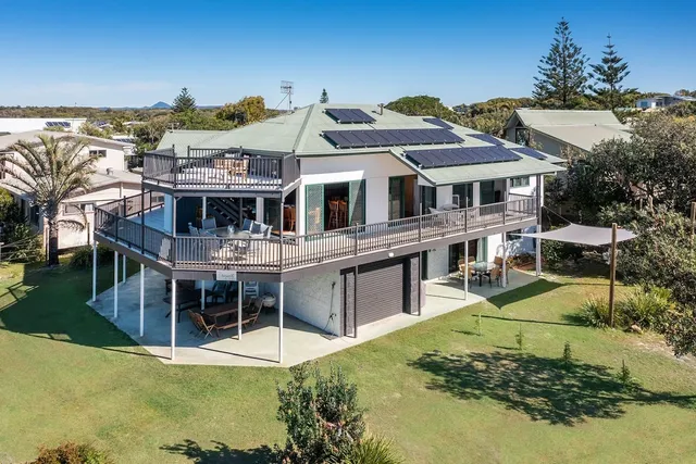 Teewah Tranquility Beach House