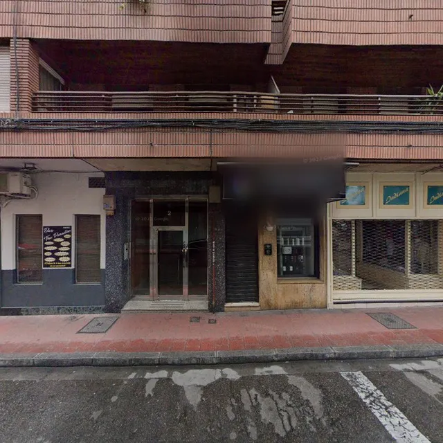 CAFÉ BAR THE PARADISE