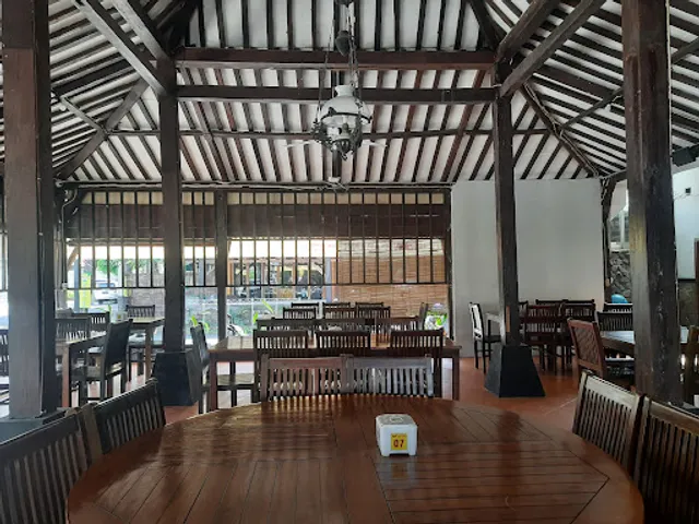 RAWIT ABANG Ikan Pedas