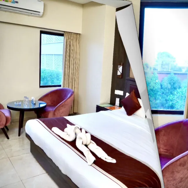 Hotel Rajhans & Restaurant Harda