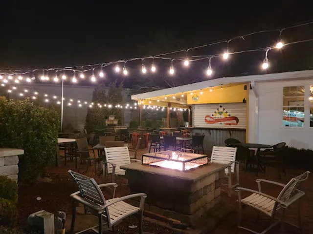 Floyd's 1921 Restaurant, Bar & Catering