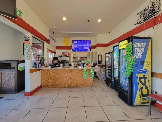 Burger Pupuseria liliana