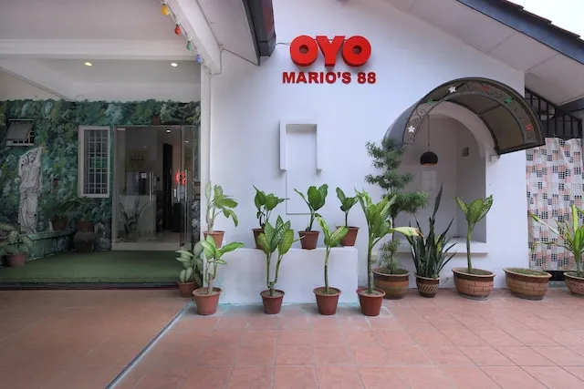 OYO 993 88 Mario's