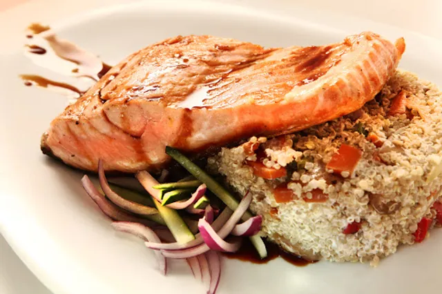 RESTAURANTE TOK WOUK