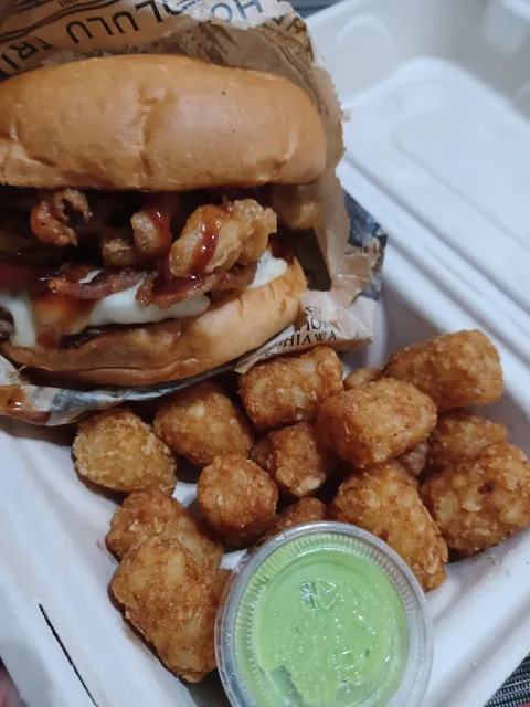 Del-icious Burgers Hawai’i