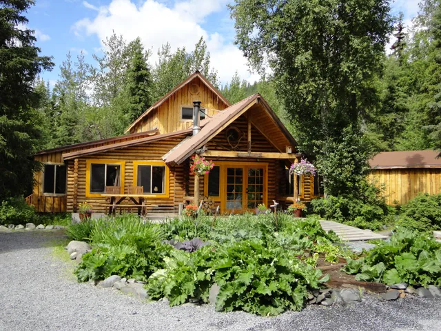 Kenai Riverside Lodge - Alaska Wildland Adventures