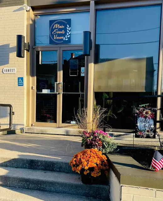 Unreal Custom Designs LLC