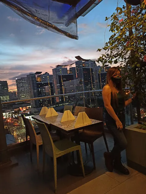 Chill Top Cubao - Roofdeck Restobar