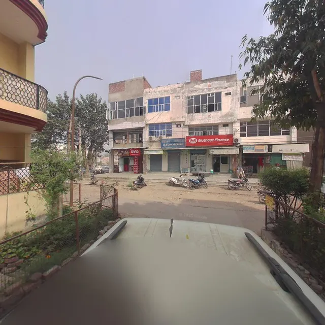 OYO 37775 Hotel Royal Palace