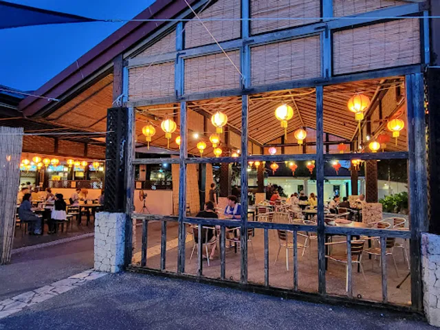 南風（ぱいかじ）屋台村・BBQ