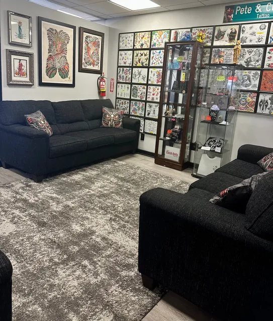 Pete & Cubo's Tattooing & Body Piercing