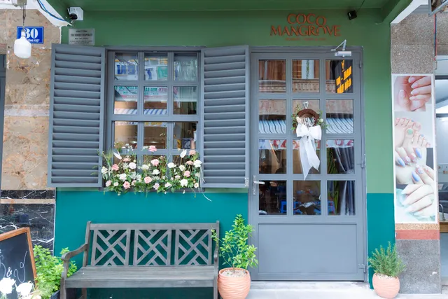 Coco Mangrove Brunch - Tapas & Bar