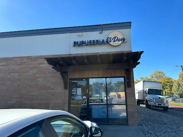 Pupusería y Taquería El Don