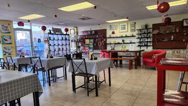 Ming Ming Tea/ Sushi