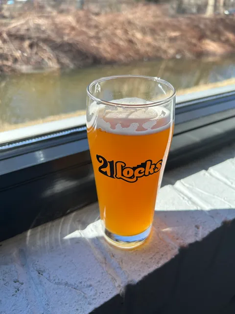 21 Locks Brewing Company and Cafe